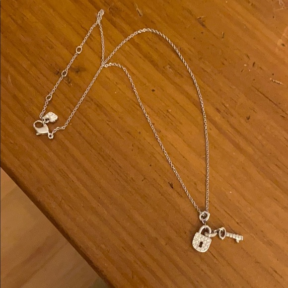 Swarovski crystal lock and key necklace - Picture 1 of 6